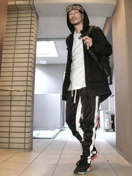 Givenchy ジバンシィを着こなす 参考にしたいコーデと人気アイテム7選 メンズファッションマガジン 服ログ