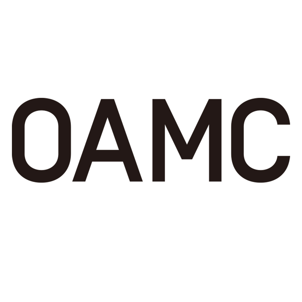 元supremeのデザイナーが手がける Oamc オーエーエムシー お手本コーデとマストなアイテム集 メンズファッションマガジン 服ログ