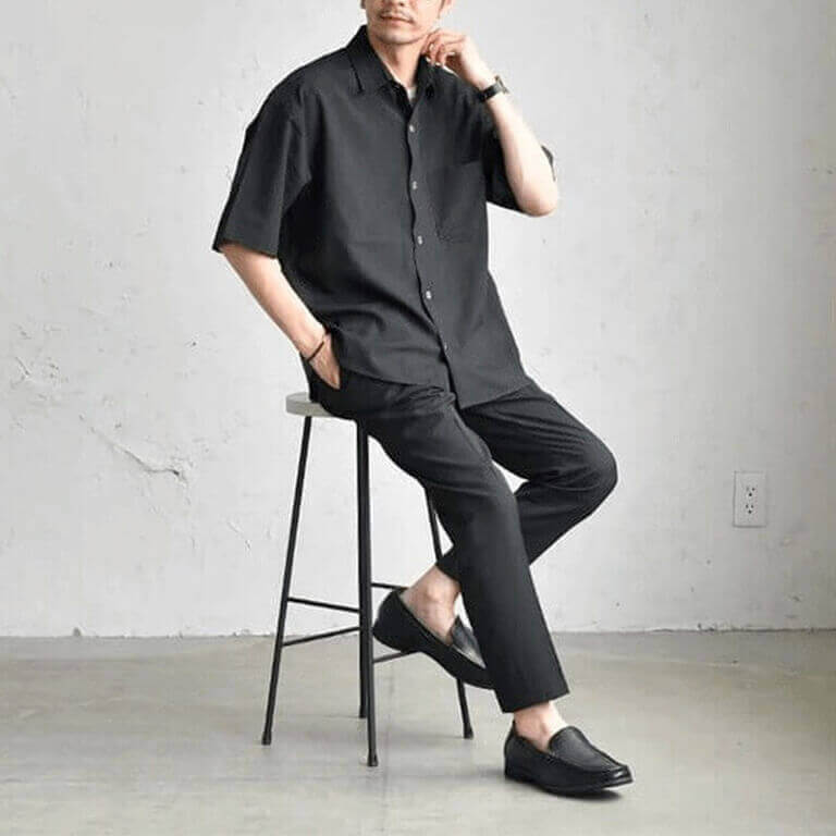 5月24日up 夏のオールブラックコーデ 3首 首 手首 足首 をしっかり見せる事でコーデがスッキリ メンズファッションマガジン 服ログ